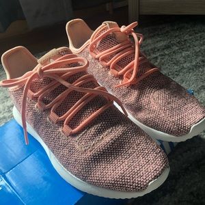 Adidas tubular shadow